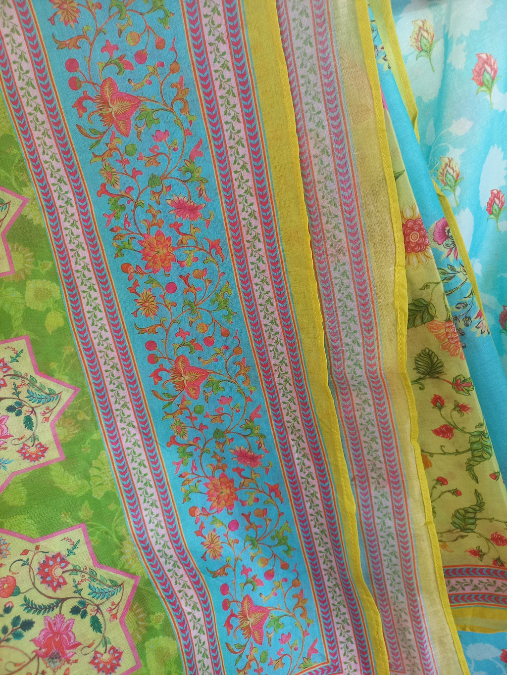 Almirah Ferozi Multi – Vibrant Printed 3PC Lawn Suit